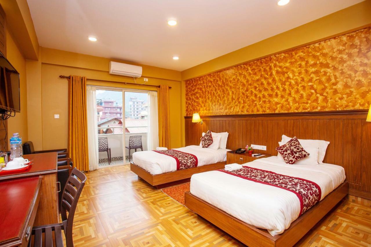 Hotel Iceland Pokhara Buitenkant foto
